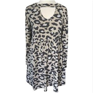 Jodifl Women’s Animal Leopard Print Long Sleeve Tunic Sweater Dress Size Small